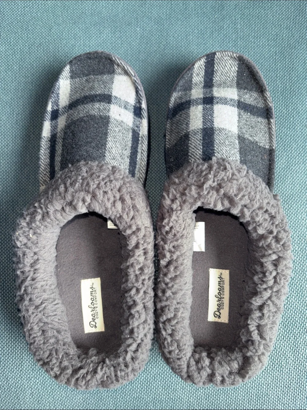 Dearfoams Cozy Comfort Tm  Gray Plaid Sherpa-Lined Slip-Ons. Men’s Sz 9-10, New